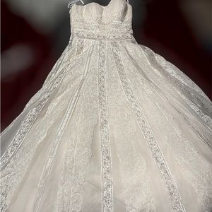 Lace Wedding Dress